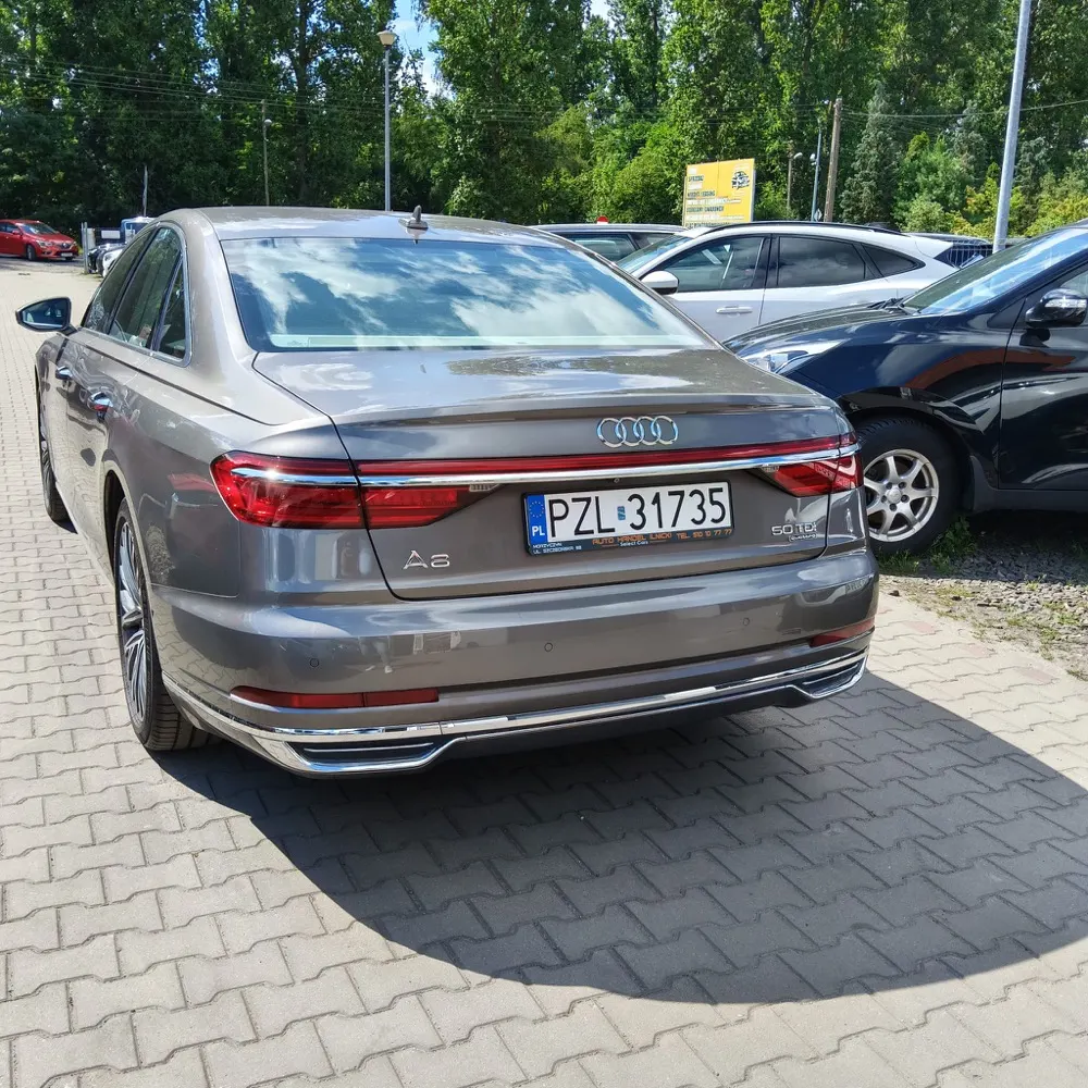 Audi A8