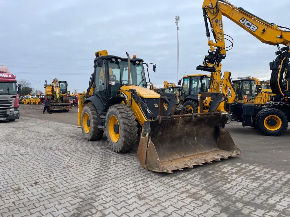 JCB 4CX
