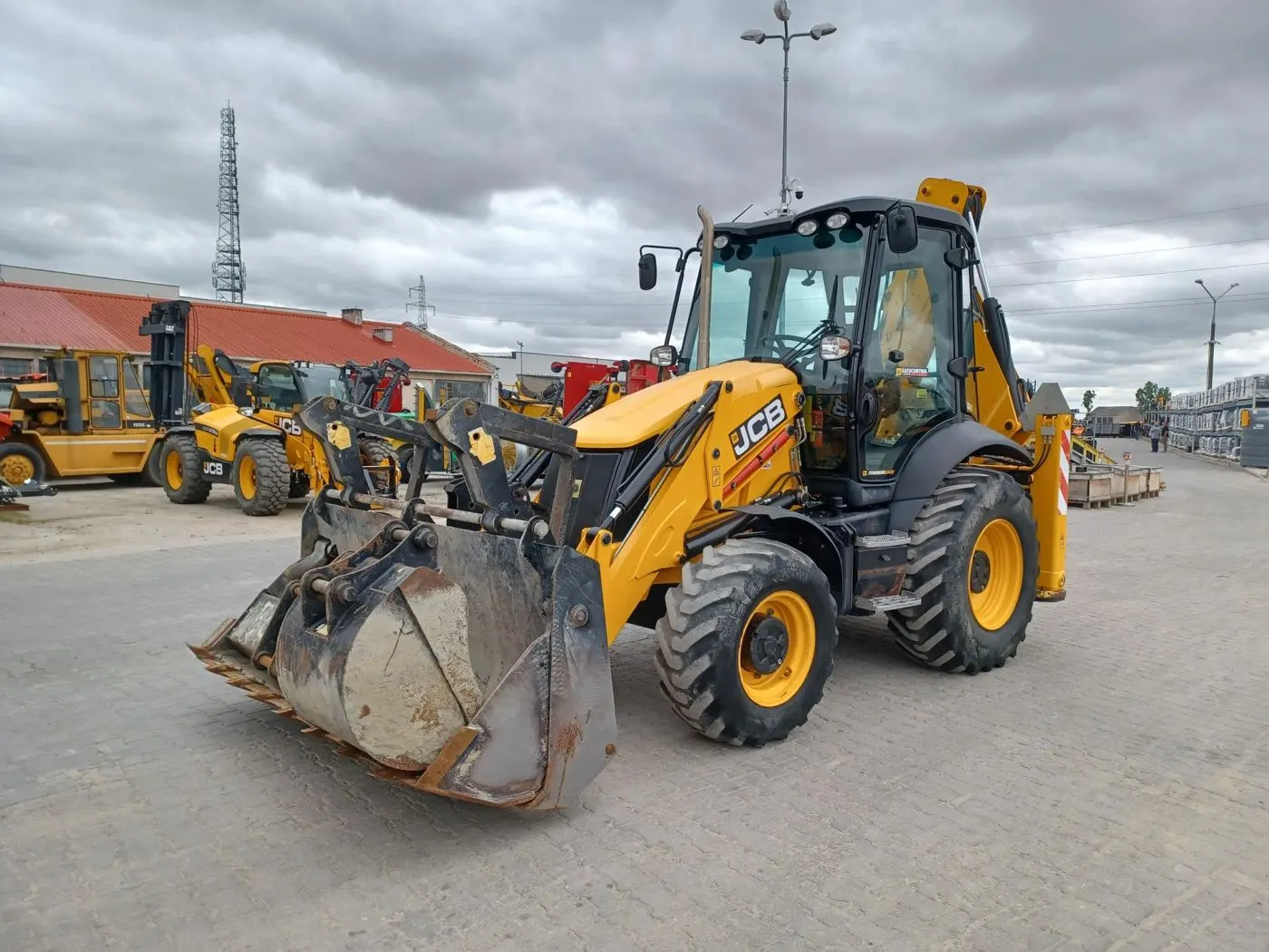 JCB 3CX PLUS AEC, 2 718 mth