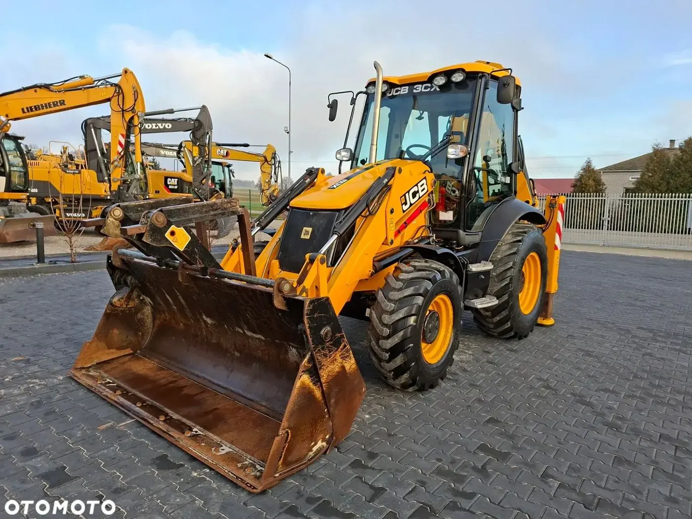 JCB Hydradig 2017 i JCB 3CX 2017