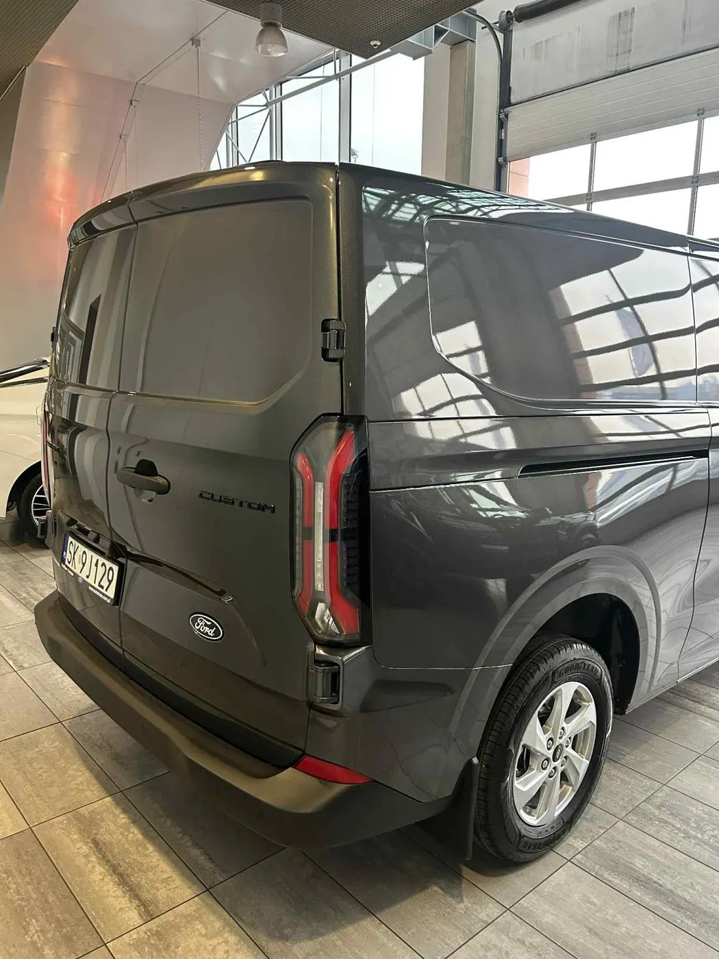 Ford Transit Custom 2.0 136 KM, automat, L2H1, nowy