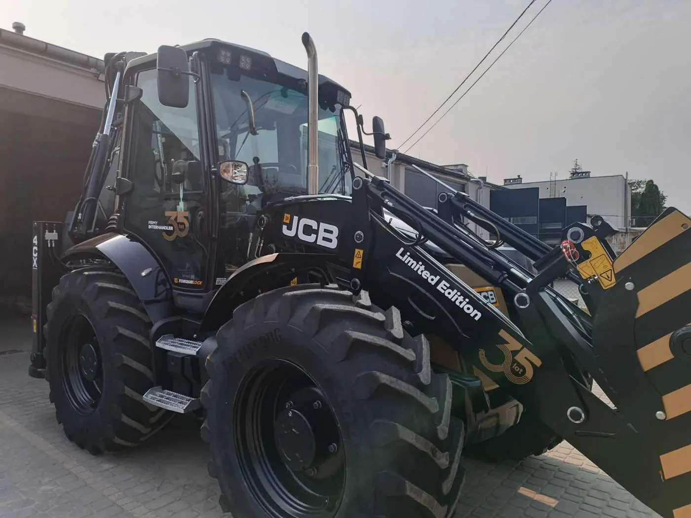 JCB 4CX PRO Limited Edition, nowa