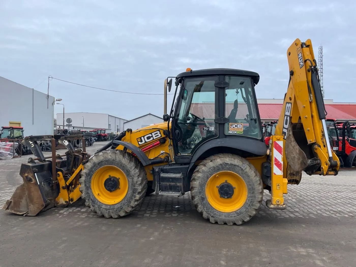 JCB 4CX