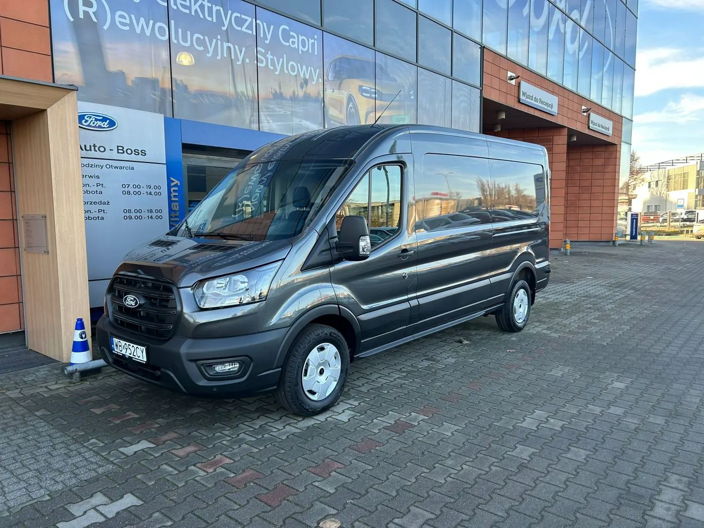 Ford Transit L3H2 2.0 170 KM, nowy