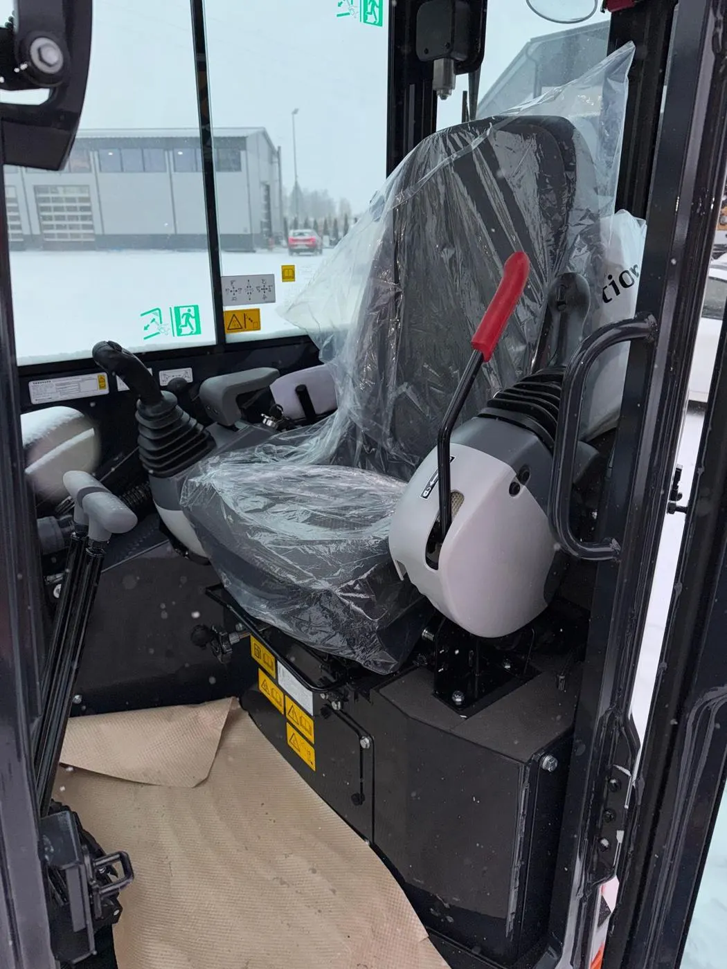 Hitachi ZX26U-6, nowa
