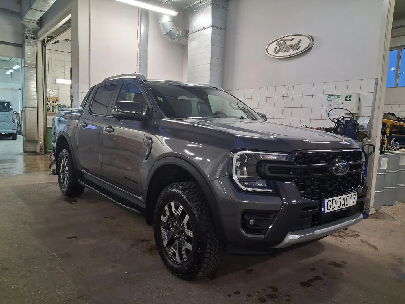 Ford Ranger Wildtrak 2.3 PHEV 281 KM A10, nowy