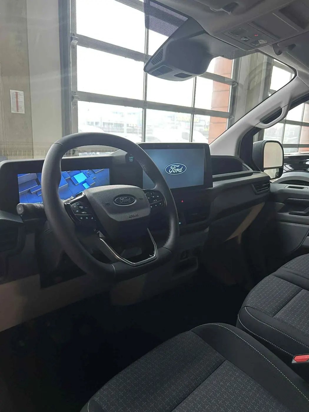 Ford Transit Custom 2.0 136 KM, automat, L2H1, nowy