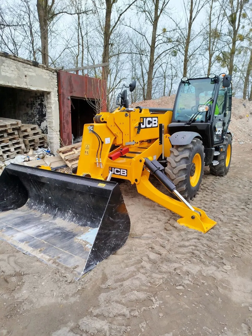 JCB 540V180, nowa, zasięg 18 m, udźwig 4 000 kg