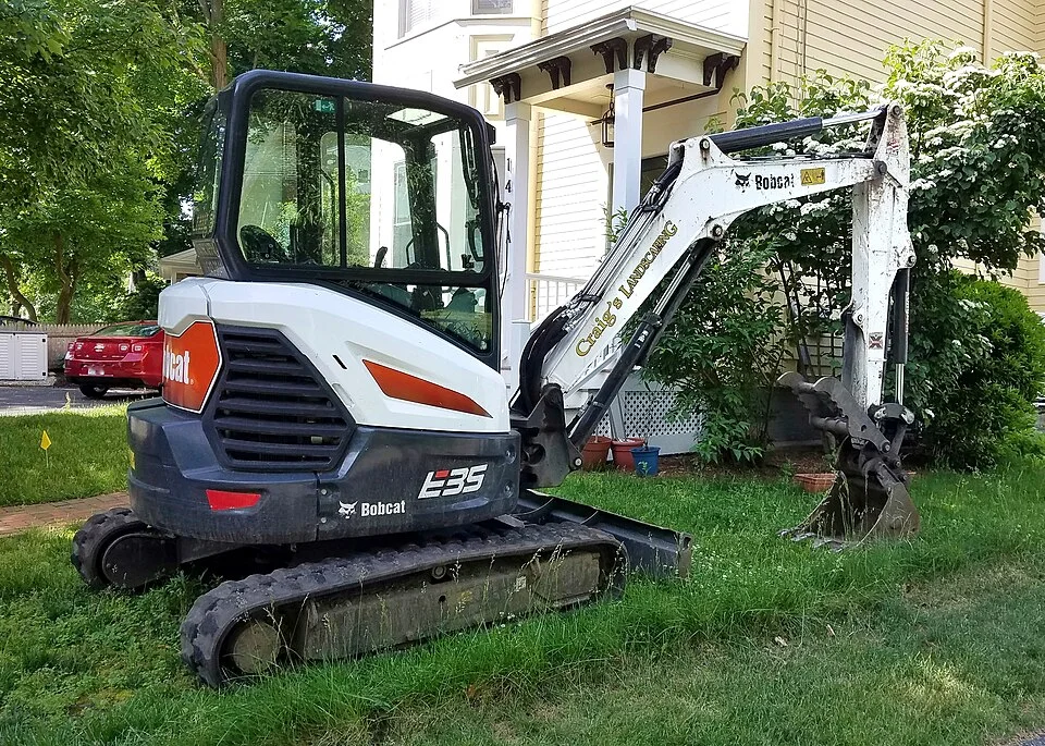 Minikoparka Bobcat E35