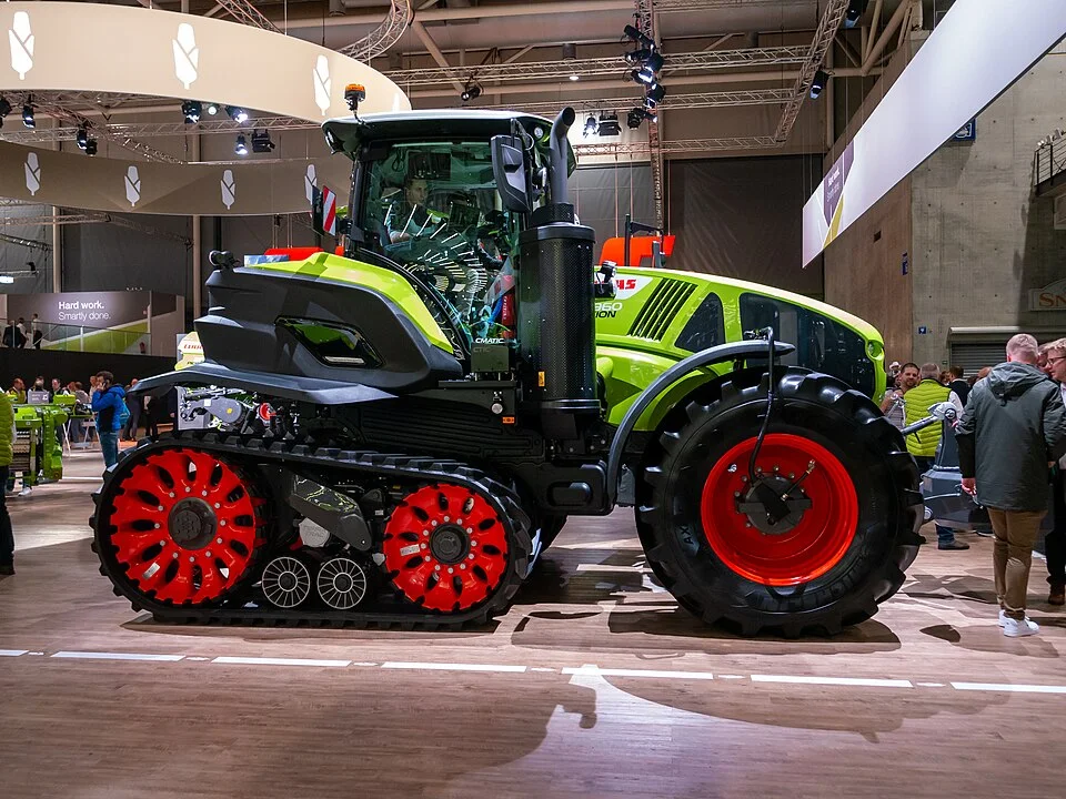 Ciągnik rolniczy Claas Axion